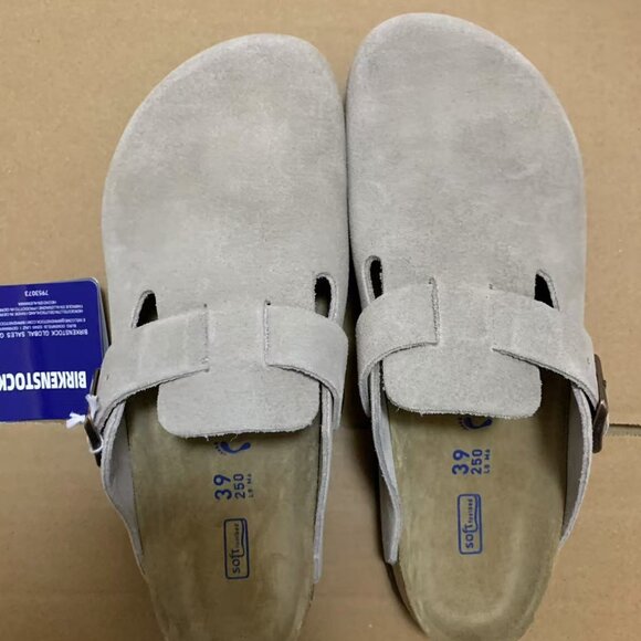 Birkensṭok Clogs - Picture 2 of 3